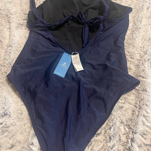 Women Bathing Suits - Picture 7 of 11